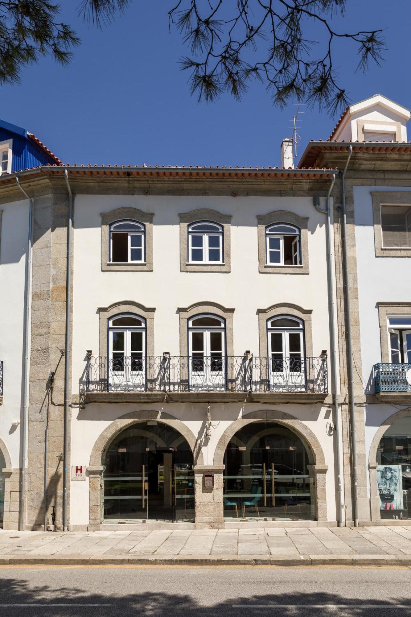 Hotel Margarida Da Praça Viana do Castelo Exterior foto
